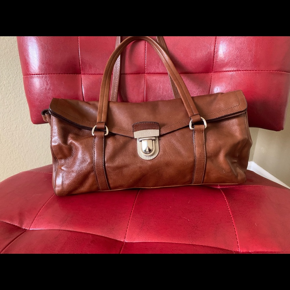 Prada Handbag--gorgeous. Best Prada deal on Poshmark  :)